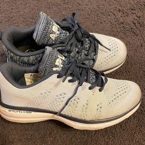 APL Women’s Techloom Pro Sneakers